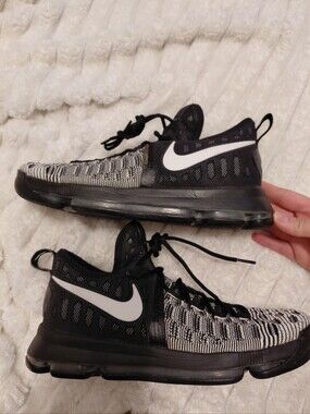 Nike Zoom Men KD Sneakers